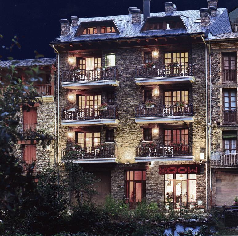 Apartaments Montana Alins Buitenkant foto